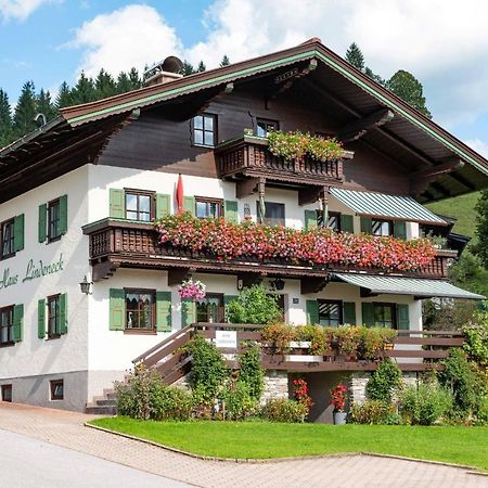 Haus Lindeneck - Erika Schwentner Apartment Kossen Bagian luar foto